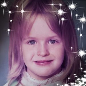 Meet your Posher, Caroline